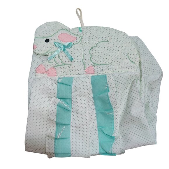 Maipepa Vintage Hanging Diaper Stacker Holder Nursery Quilted Lamb Ruffle Trim - Picture 3 of 8